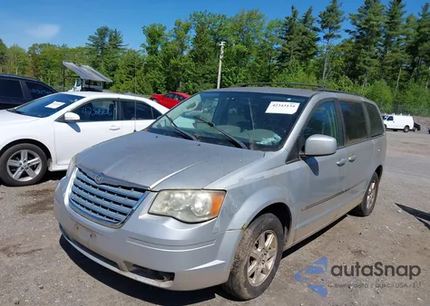 2009 Chrysler Town & Country Touring из США, поврежденный, VIN 2A8HR54169R614944